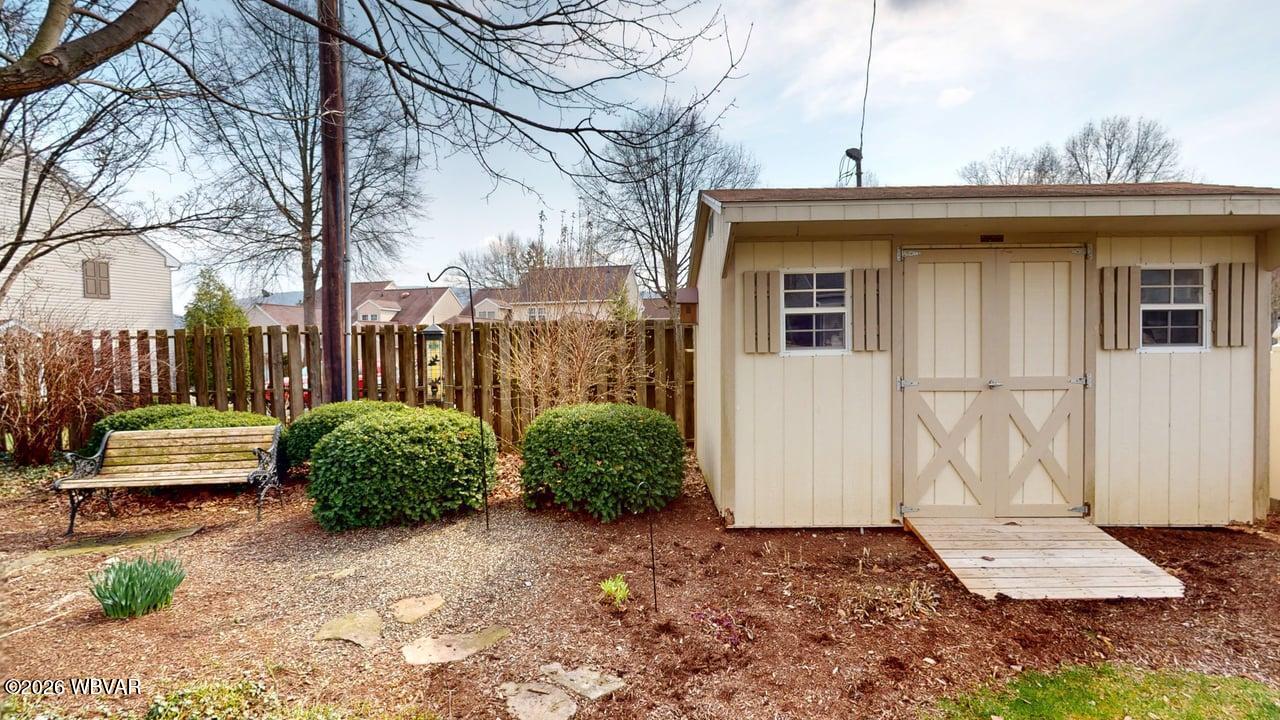 2036 Reed Street Williamsport, PA 17701 - Photo 5 of 41 Shed