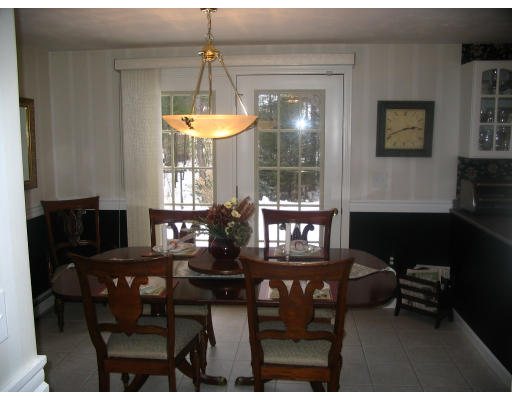 6 Old Farm Road Oxford, MA 01540 - Photo 4 of 24 Gallery Image 4