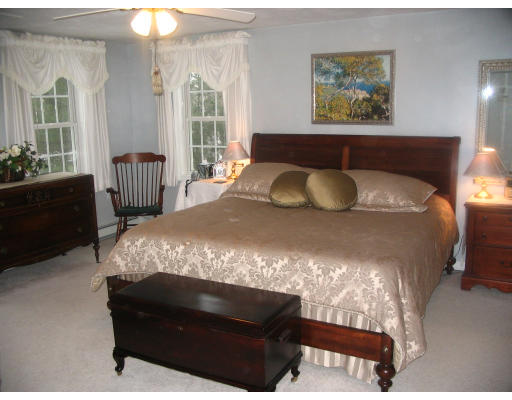 6 Old Farm Road Oxford, MA 01540 - Photo 8 of 24 Gallery Image 8