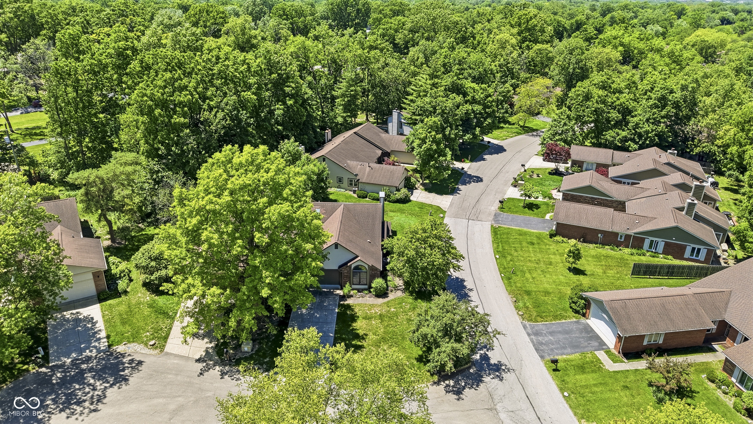 5201 Greenwillow Road Indianapolis, IN 46226 - Photo 30 of 31