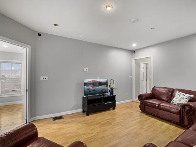 $499,000 | 39 Centre Street, Lynn, MA 01905