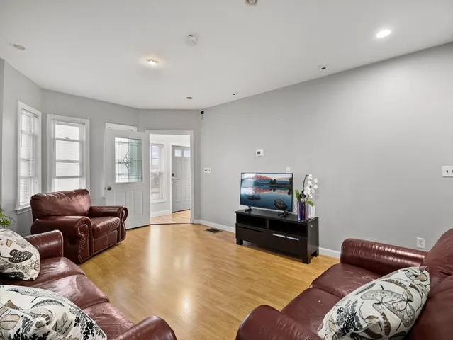 $499,000 | 39 Centre Street, Lynn, MA 01905