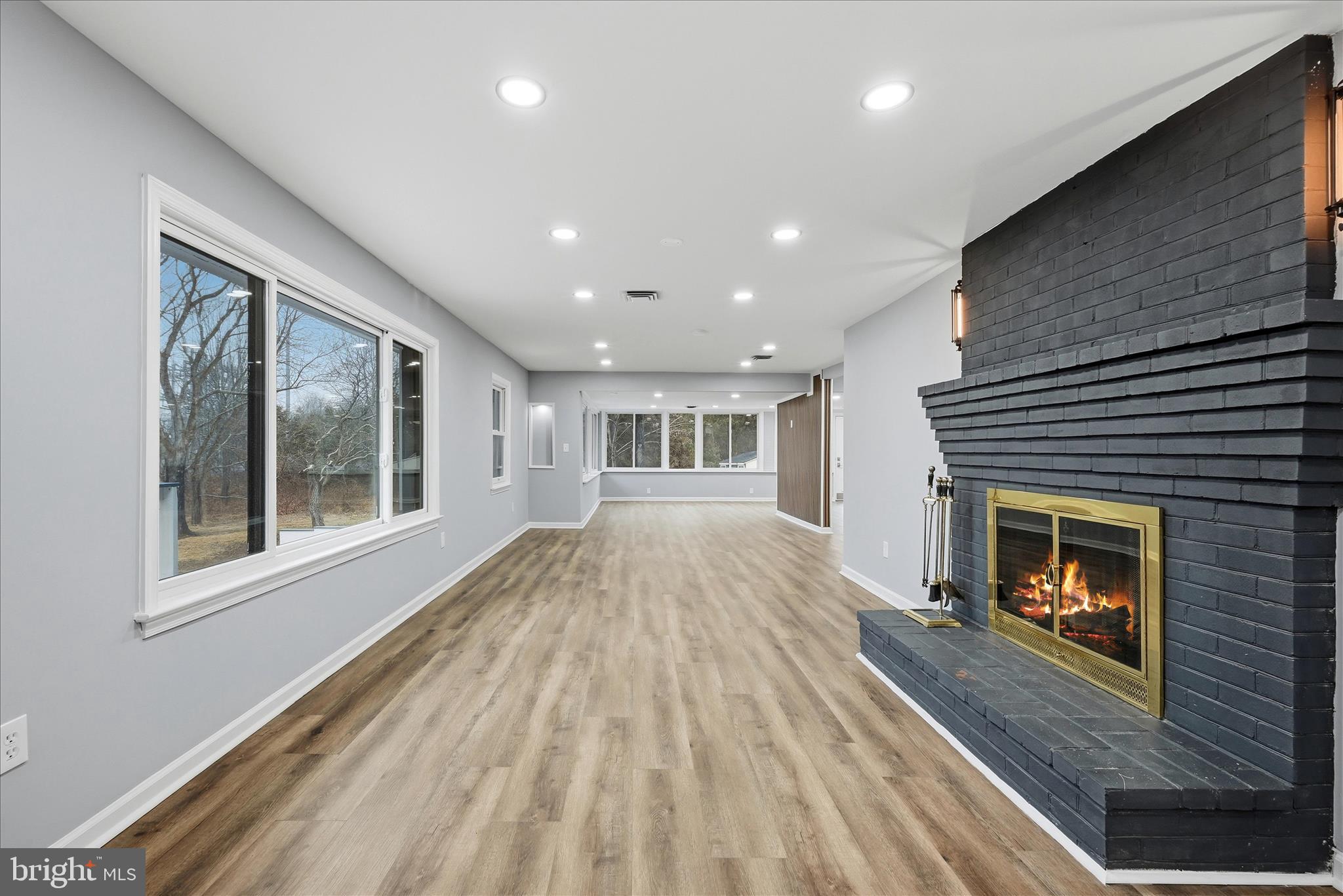 2639 Logmill Road Haymarket, VA 20169 - Photo 15 of 86 Living Room