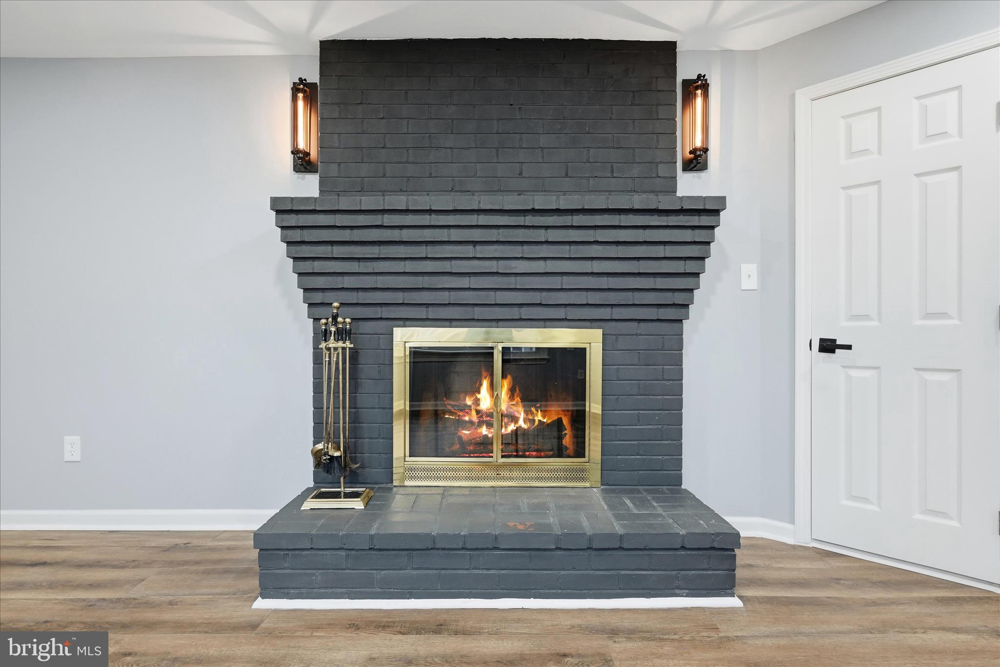 2639 Logmill Road Haymarket, VA 20169 - Photo 17 of 86 Fireplace