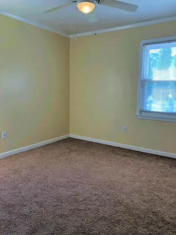 $1,900 | 115 Aylesbury Road, Goose Creek, SC 29445