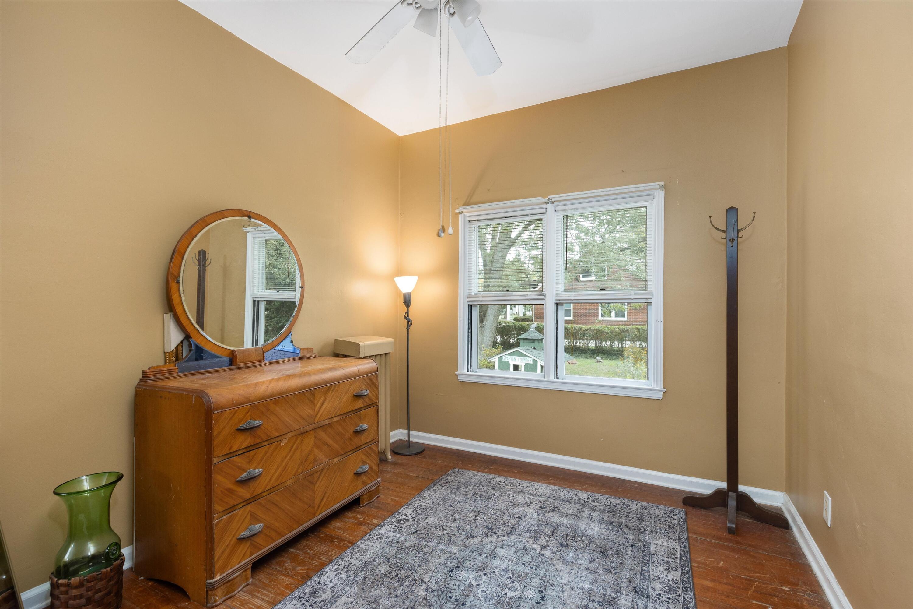 18710 Common Road Roseville, MI 48066 - Photo 22 of 32 21-18710 Common Rd Roseville 0020