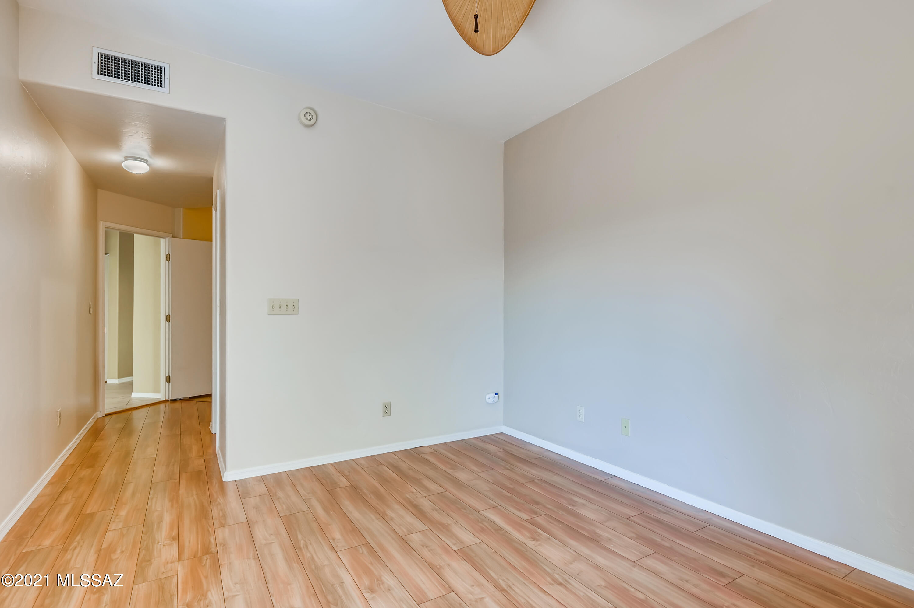 4346 East Kleindale Road Tucson, AZ 85712 - Photo 17 of 32