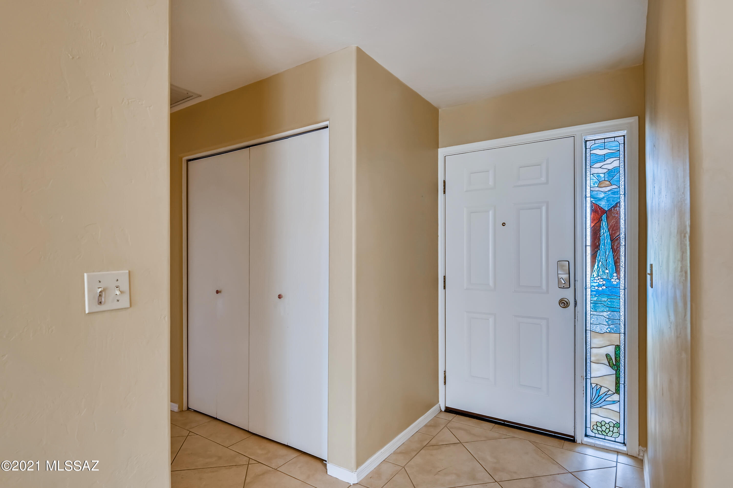 4346 East Kleindale Road Tucson, AZ 85712 - Photo 5 of 32