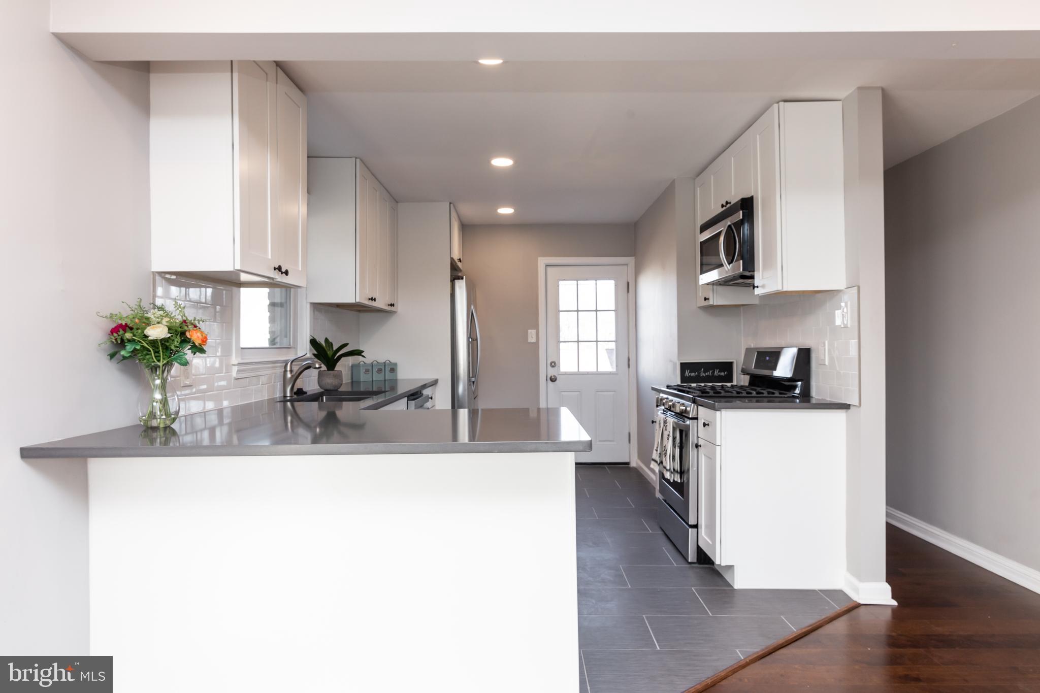 513 Lawrence Road Havertown, PA 19083 - Photo 14 of 49