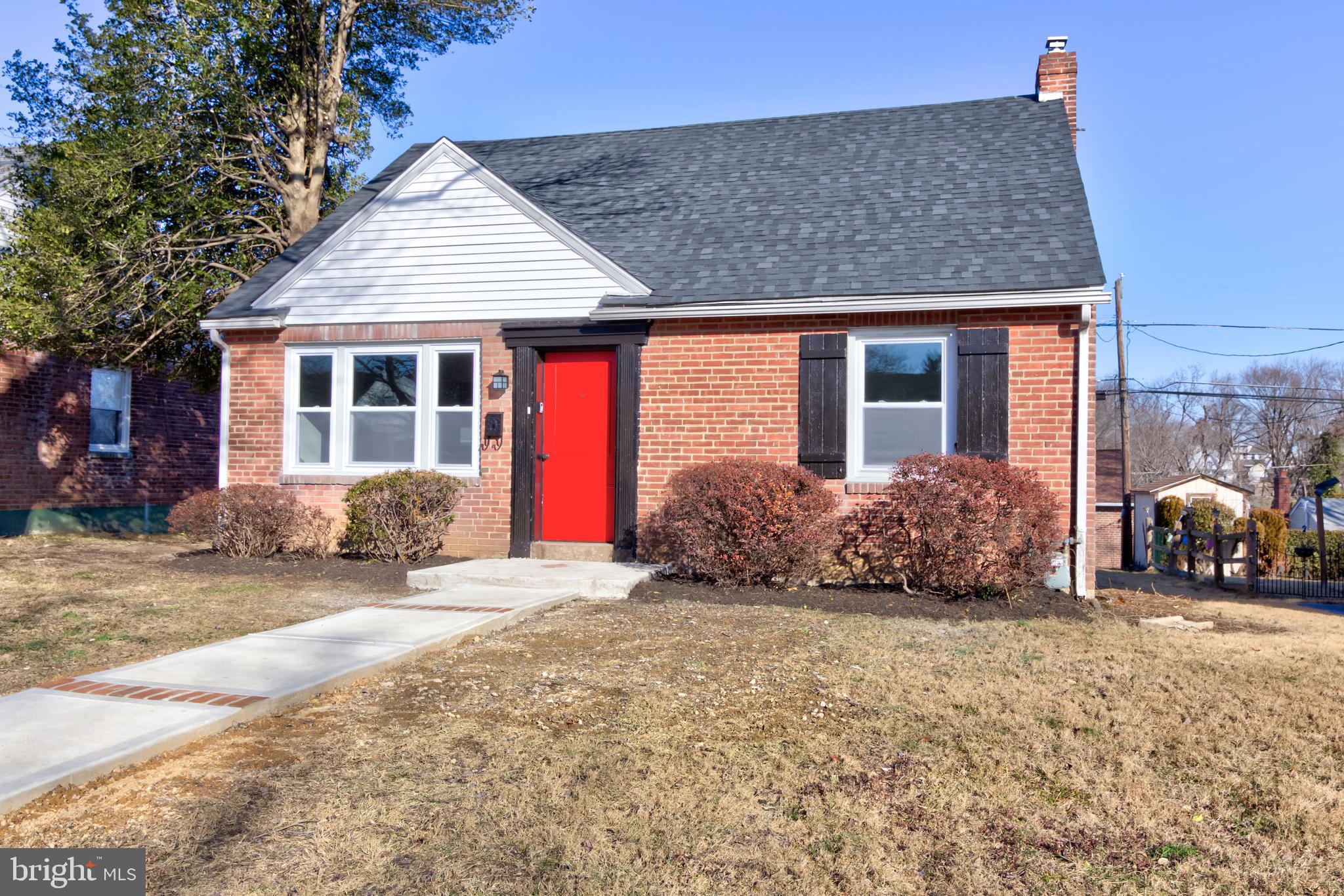 513 Lawrence Road Havertown, PA 19083 - Photo 3 of 49