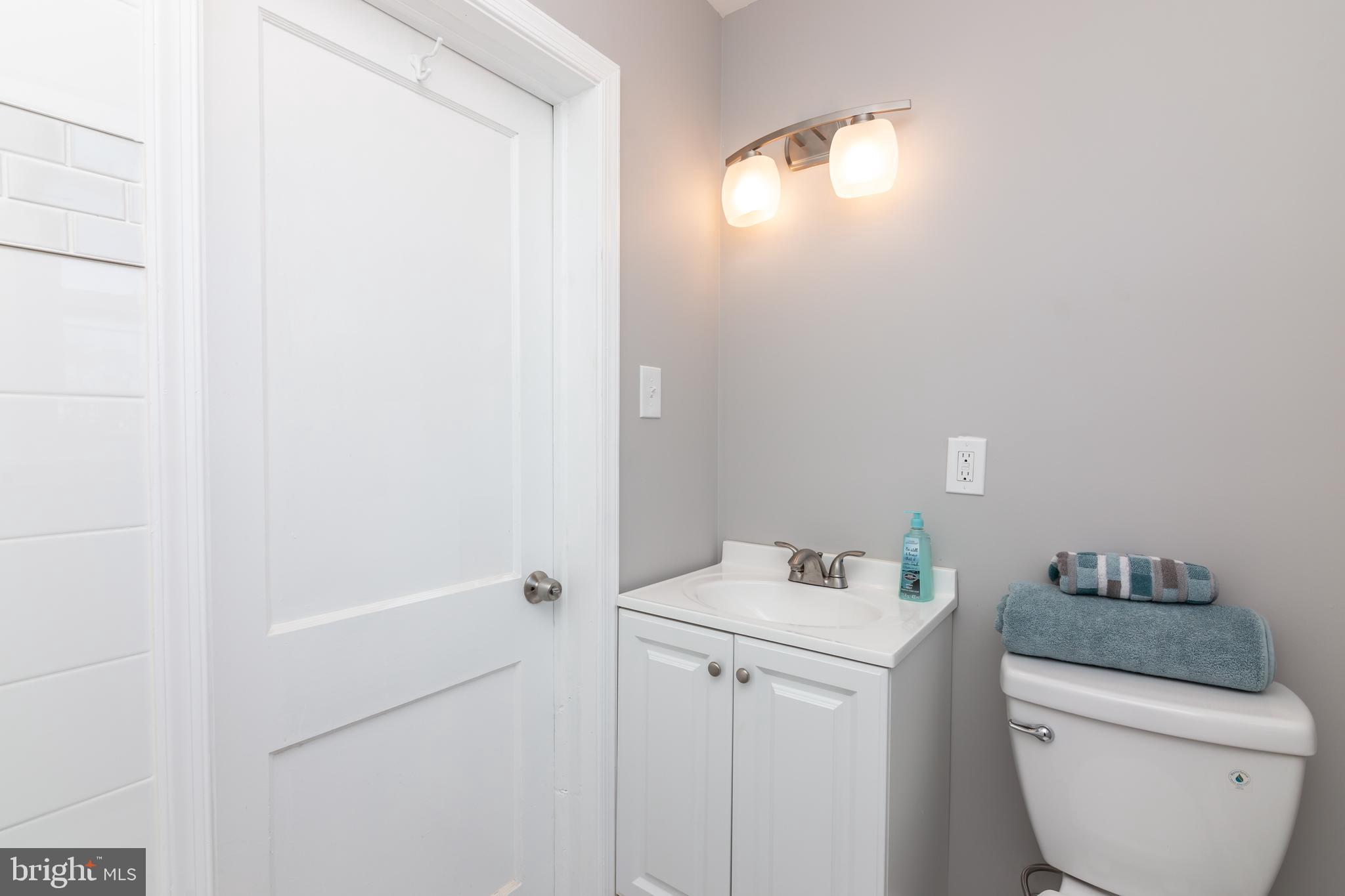 513 Lawrence Road Havertown, PA 19083 - Photo 25 of 49