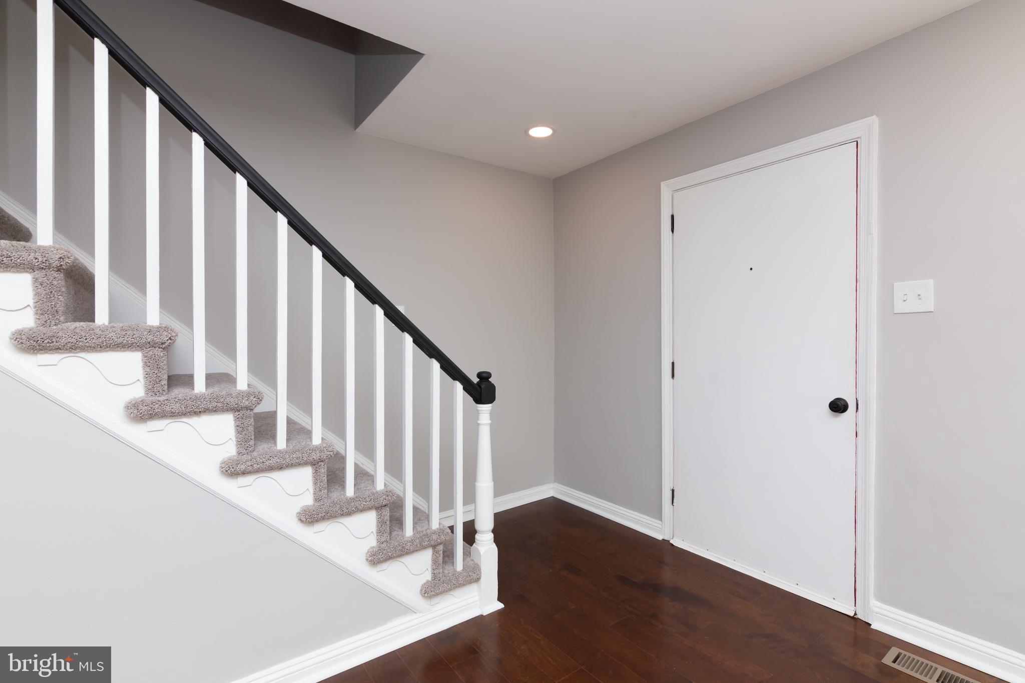 513 Lawrence Road Havertown, PA 19083 - Photo 6 of 49