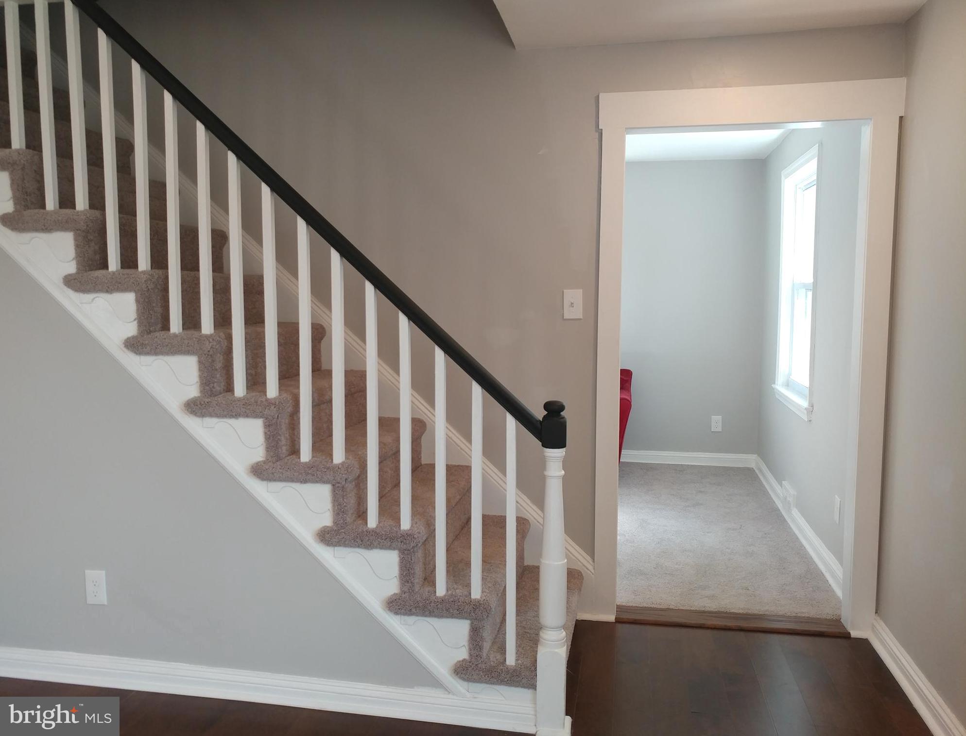 513 Lawrence Road Havertown, PA 19083 - Photo 7 of 49