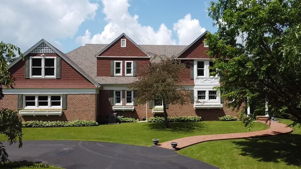 2043 Country Club Road Elkins, WV 26241 - Photo 2 of 30 Gallery Image 2