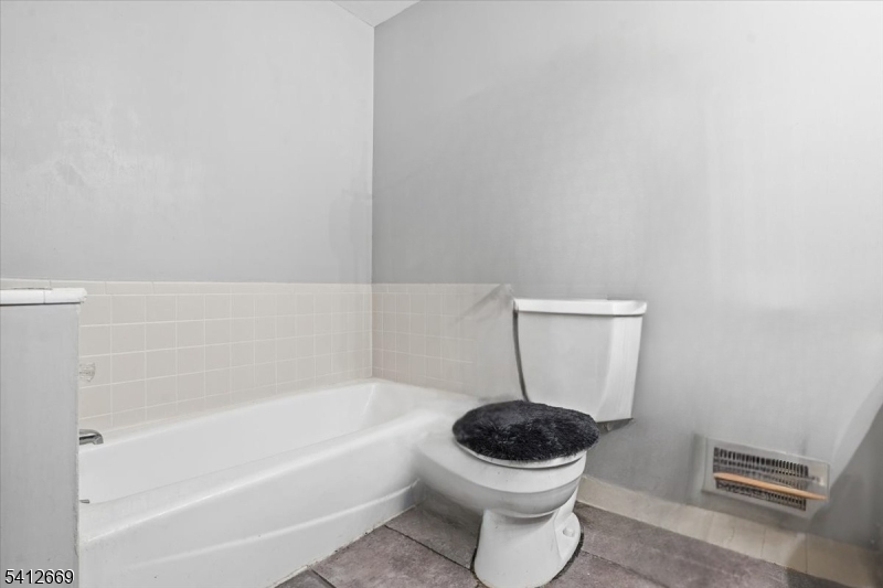 76 Hickory Way Mount Arlington, NJ 07856 - Photo 23 of 27