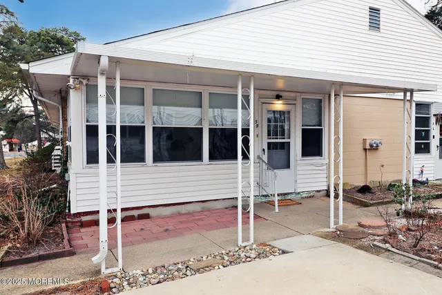 $69,900 | 5 Valley Stream Drive, Unit B, Whiting, NJ 08759