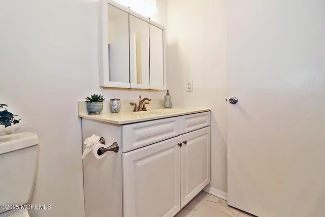 $69,900 | 5 Valley Stream Drive, Unit B, Whiting, NJ 08759