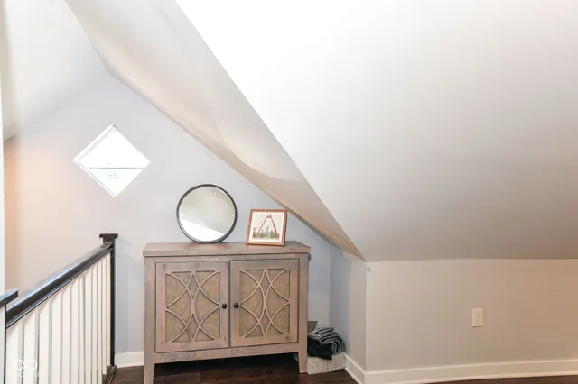 $349,900 | 519 Lincoln Street, Indianapolis, IN 46203