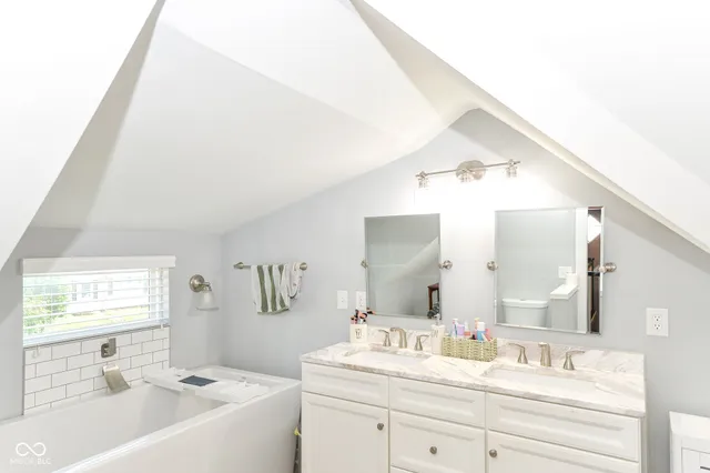 $349,900 | 519 Lincoln Street, Indianapolis, IN 46203