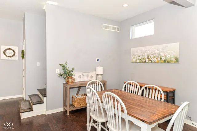 $349,900 | 519 Lincoln Street, Indianapolis, IN 46203