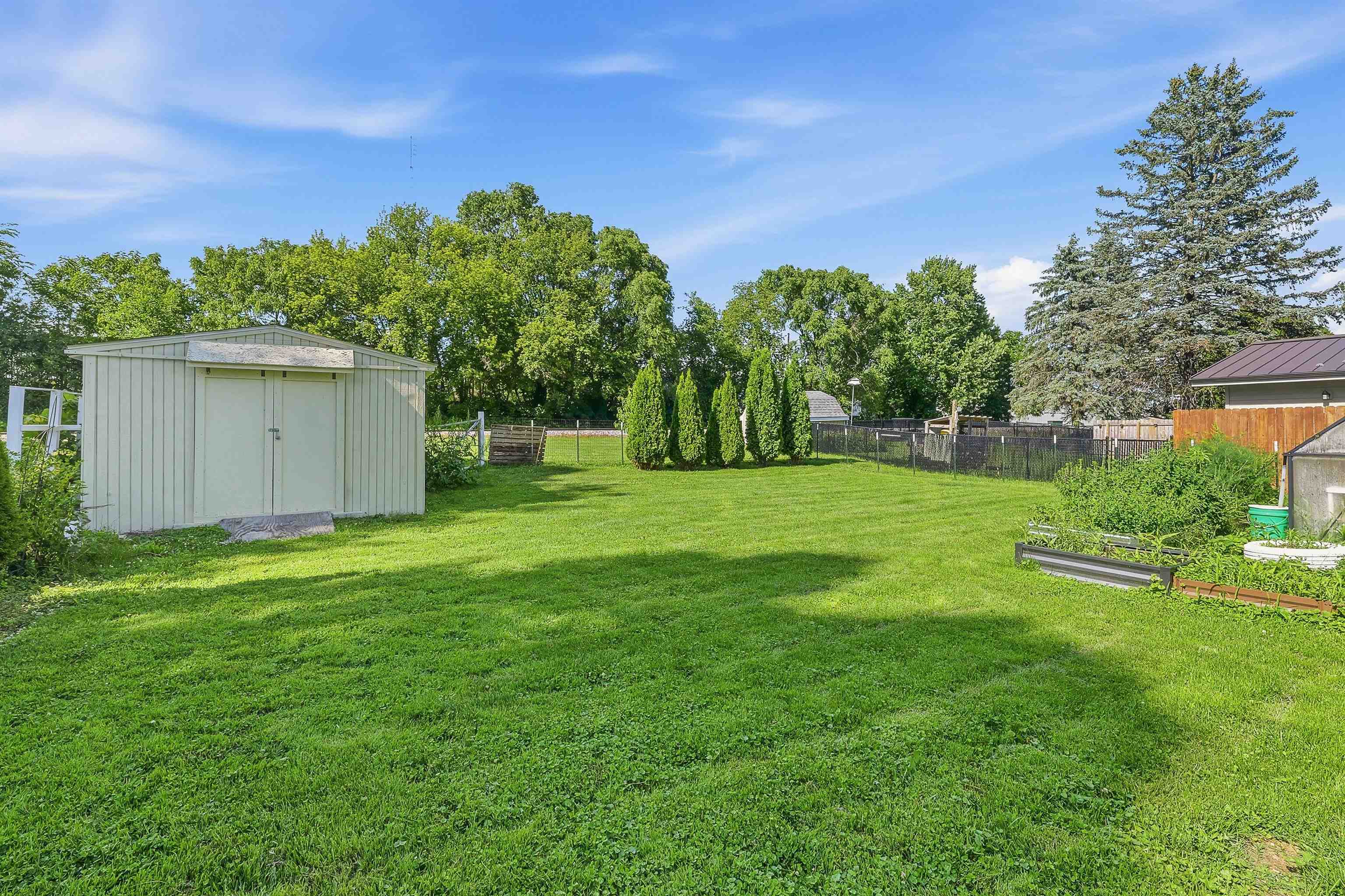 140 Wisconsin Street Beaver Dam, WI 53916 - Photo 13 of 14