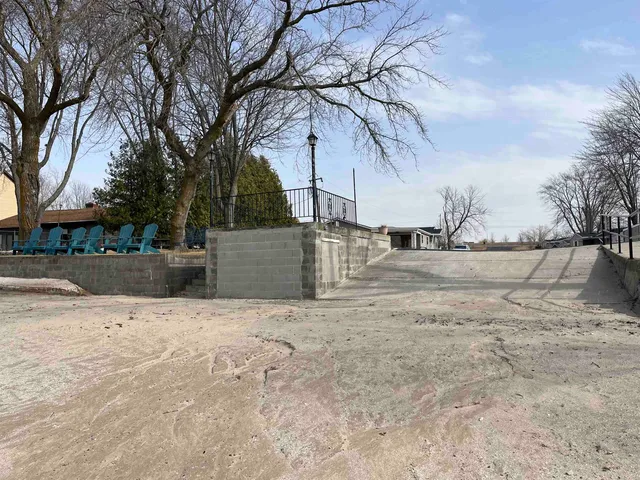 $279,000 | N8931 County Rd DK, Luxemburg, WI 54217