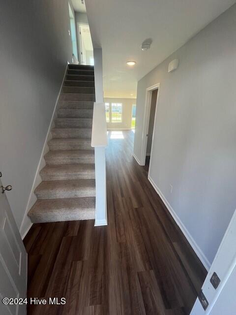 112 Ginters Park Road Supply, NC 28462 - Photo 3 of 10 Foyer