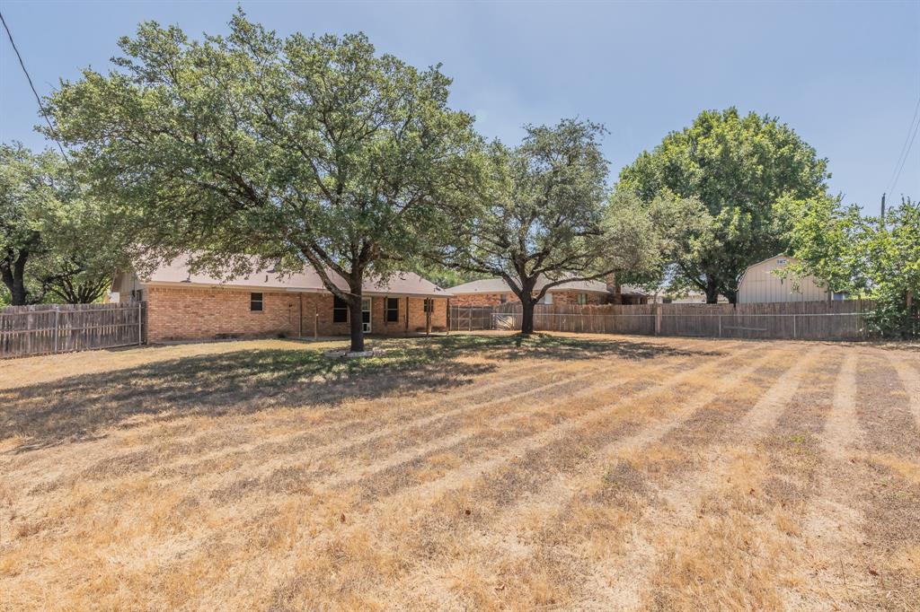 1517 Raintree Lane Cleburne, TX 76033 - Photo 30 of 31 Gallery Image 30