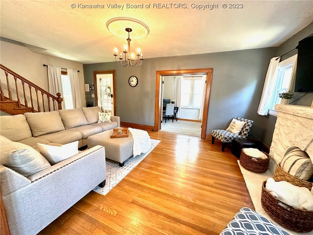 1114 Oakmont Road Charleston, WV 25314 - Photo 7 of 38 Gallery Image 7