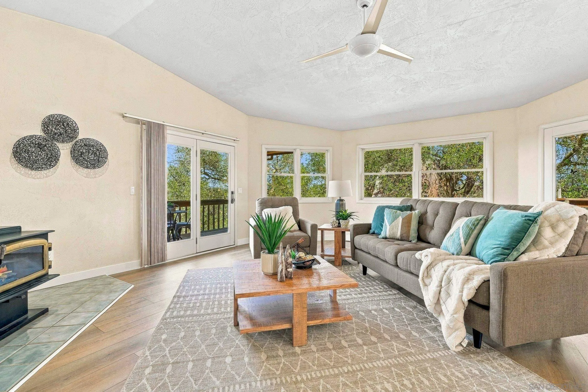 16541 Highland Valley Road Ramona, CA 92065 - Photo 11 of 57 Gallery Image 11