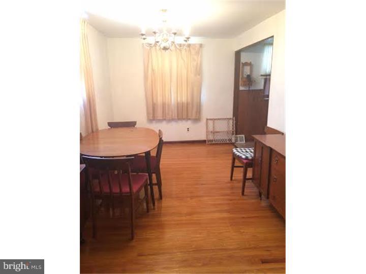 3506 Primrose Road Philadelphia, PA 19114 - Photo 8 of 20 Dining Room