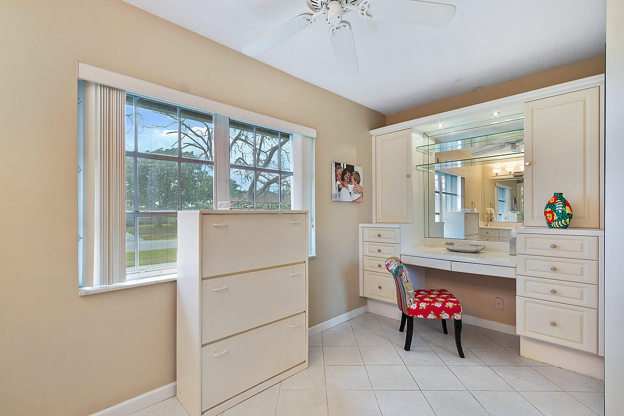 22074 West Soliel Circle Boca Raton, FL 33433 - Photo 18 of 34 018-22074SolielCirW-BocaRaton-FL-small