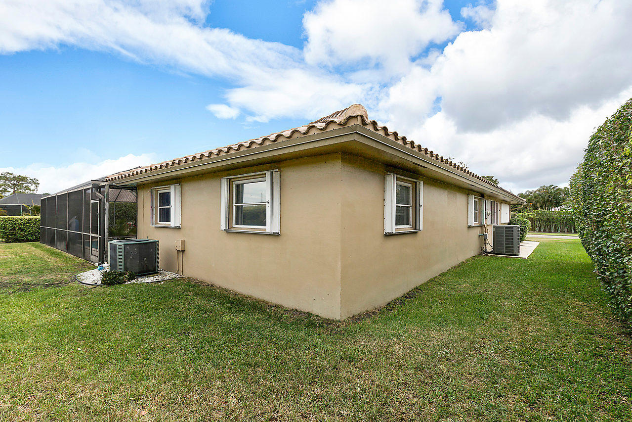 22074 West Soliel Circle Boca Raton, FL 33433 - Photo 32 of 34 032-22074SolielCirW-BocaRaton-FL-small