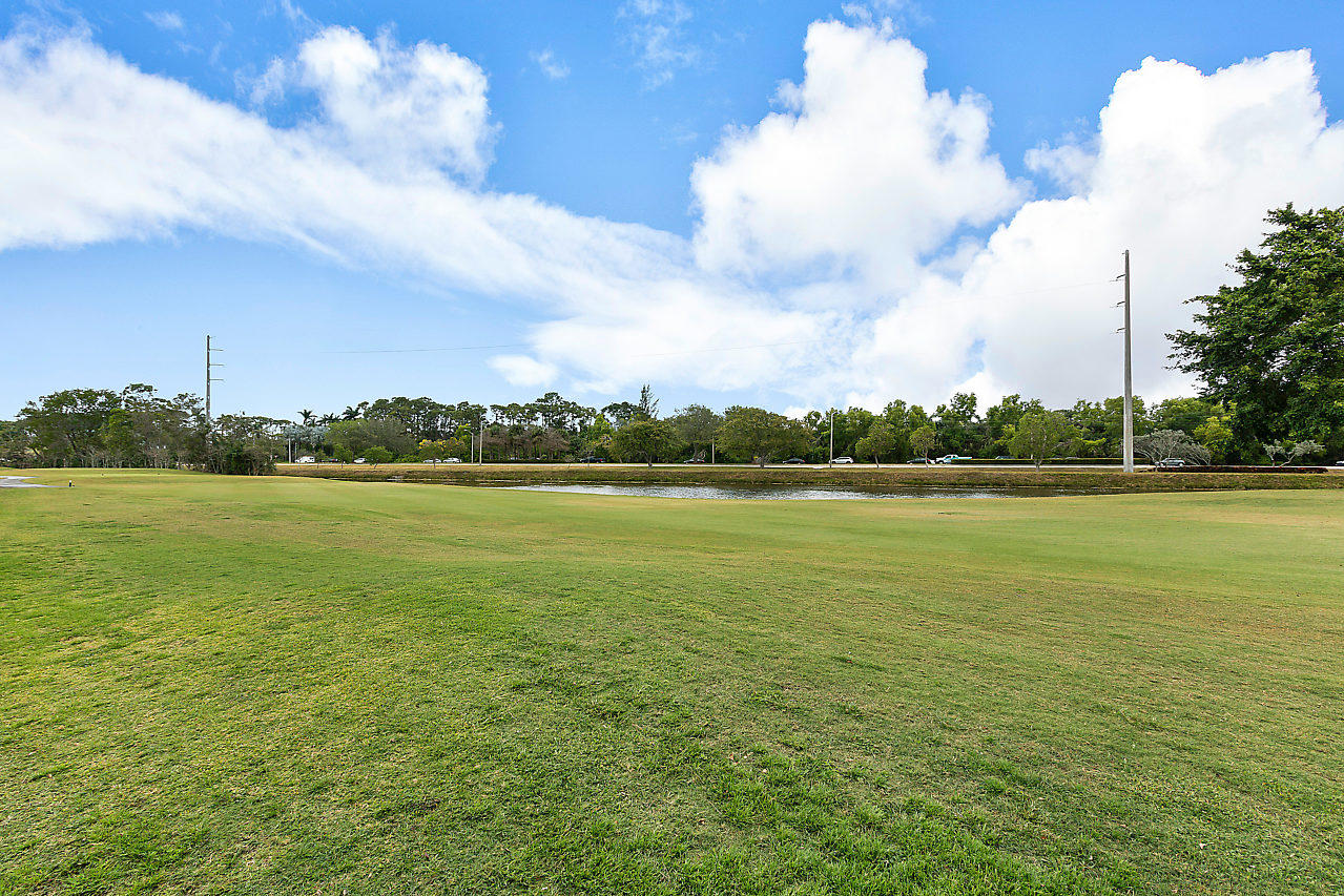 22074 West Soliel Circle Boca Raton, FL 33433 - Photo 34 of 34 034-22074SolielCirW-BocaRaton-FL-small