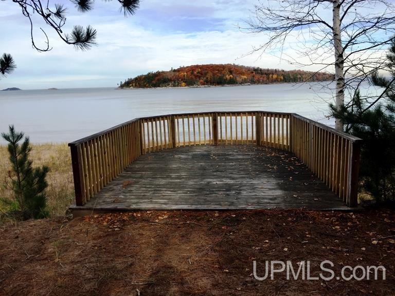 27 Middle Island Point Road Marquette, MI 49855 - Photo 5 of 31