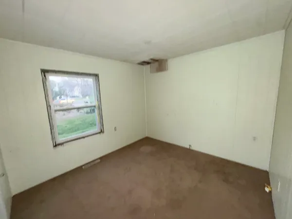 $50,000 | 101 5th Street, Carmi, IL 62821