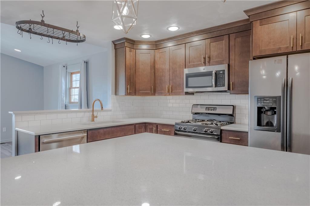 148 Rustic Ridge Drive Pittsburgh, PA 15239 - Photo 11 of 25 Gallery Image 11