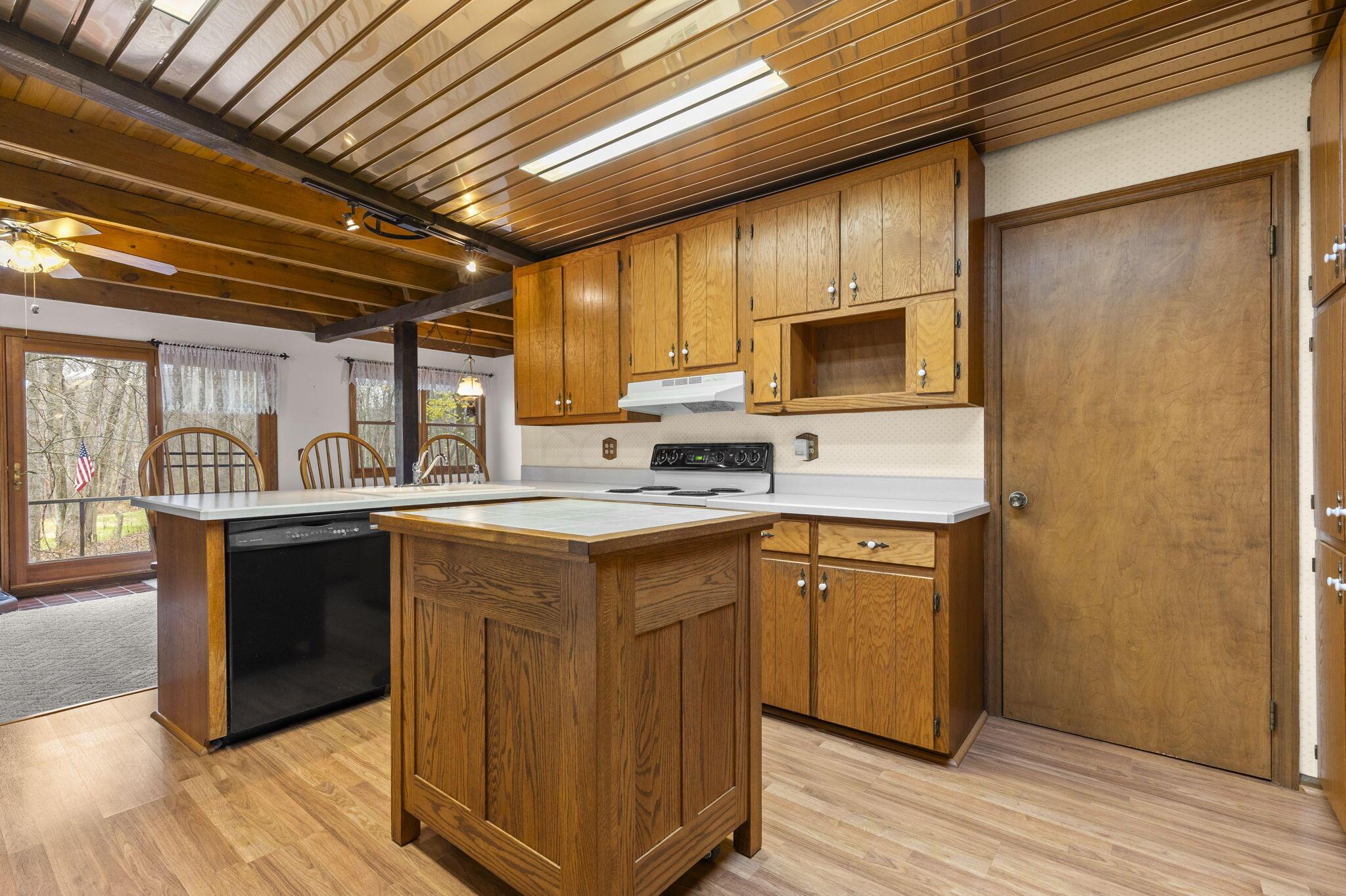 416 Grand Ridge Drive Howard, OH 43028 - Photo 20 of 47 41-web-or-mls-416GrandRidgeDrive_Hommati