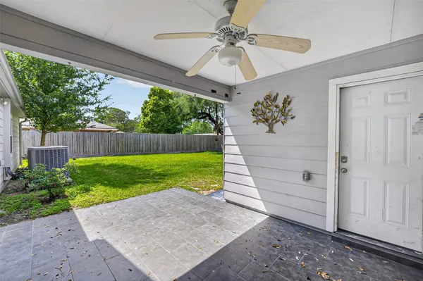 $2,500 | 5822 Reamer Street, Houston, TX 77074