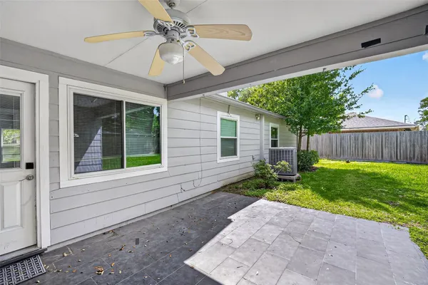 $2,500 | 5822 Reamer Street, Houston, TX 77074