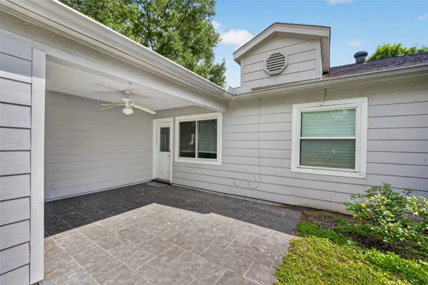 $2,500 | 5822 Reamer Street, Houston, TX 77074
