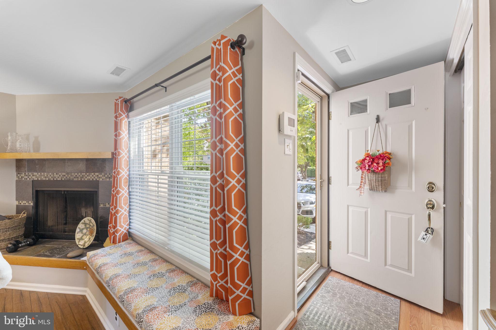 41 Rampart Drive Chesterbrook, PA 19087 - Photo 15 of 42 Separate Entrance Foyer