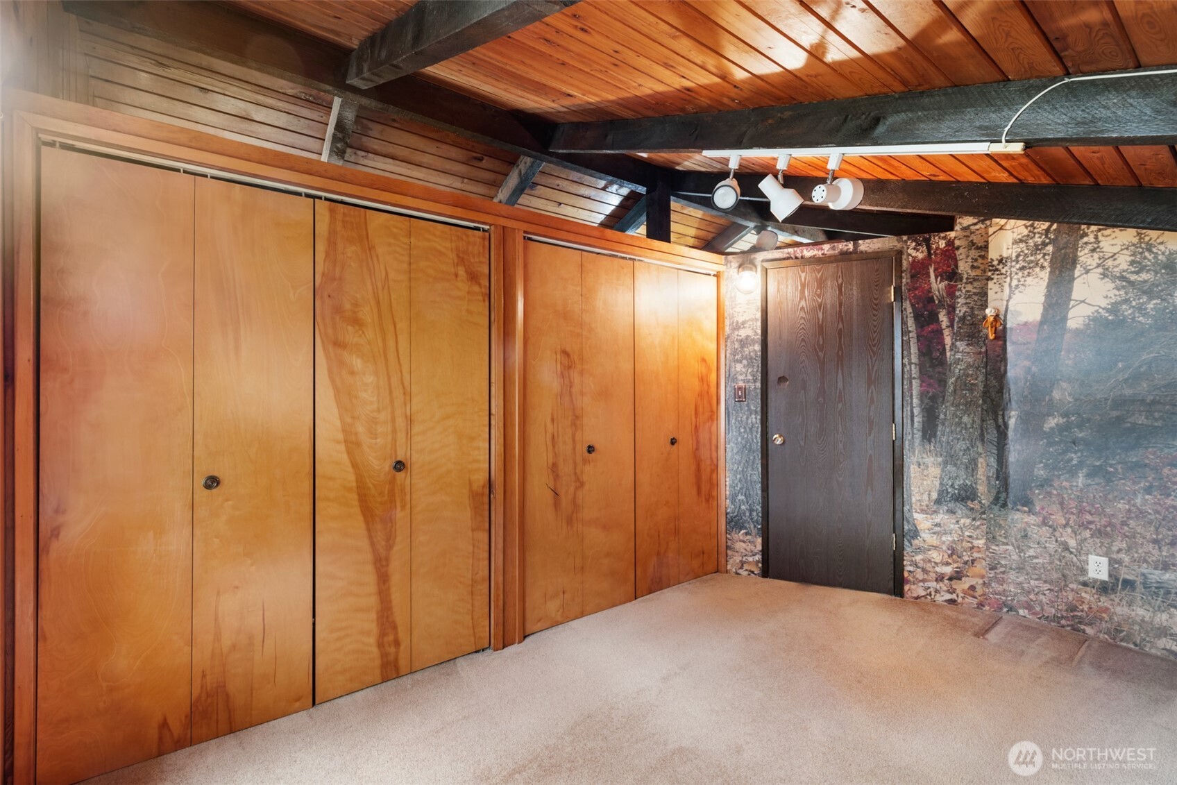 453 Stampede Drive Sequim, WA 98382 - Photo 16 of 36 a view of entryway