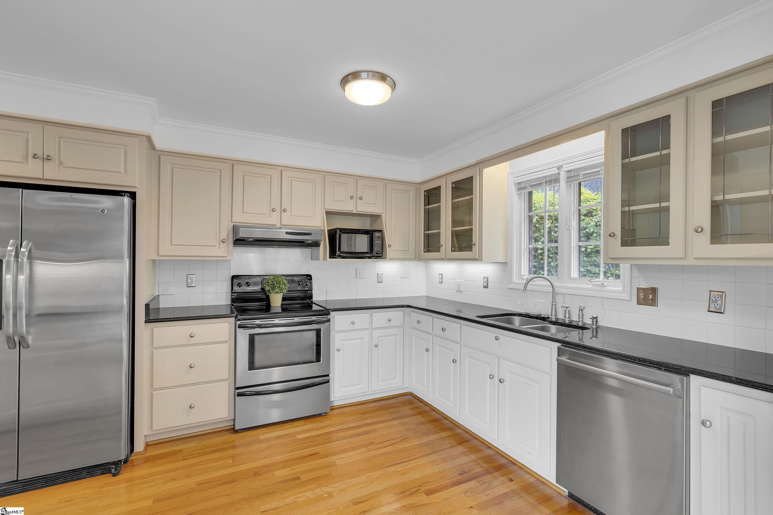 24 Meadow Mist Trail Greer, SC 29650 - Photo 13 of 35