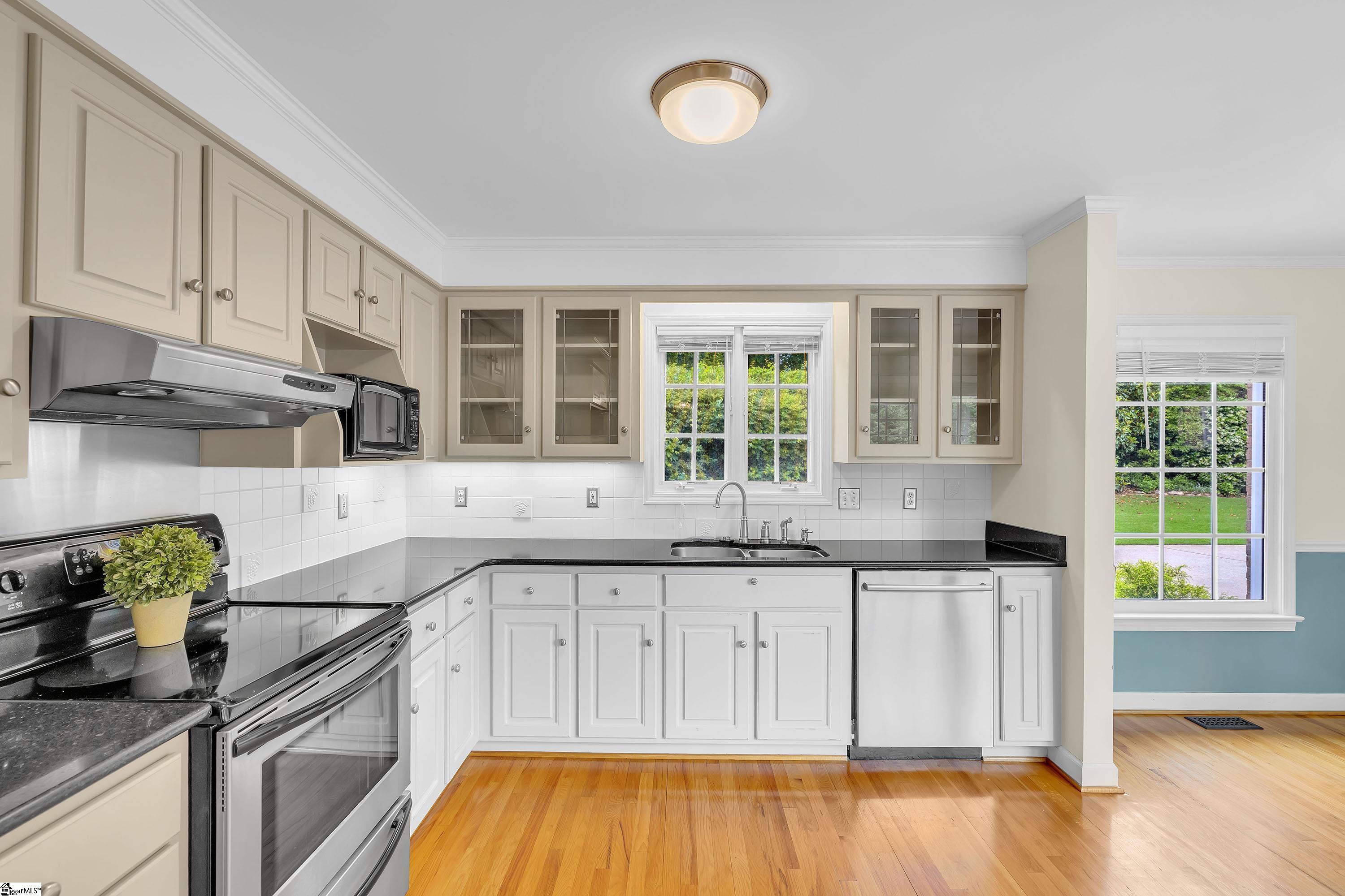 24 Meadow Mist Trail Greer, SC 29650 - Photo 4 of 35