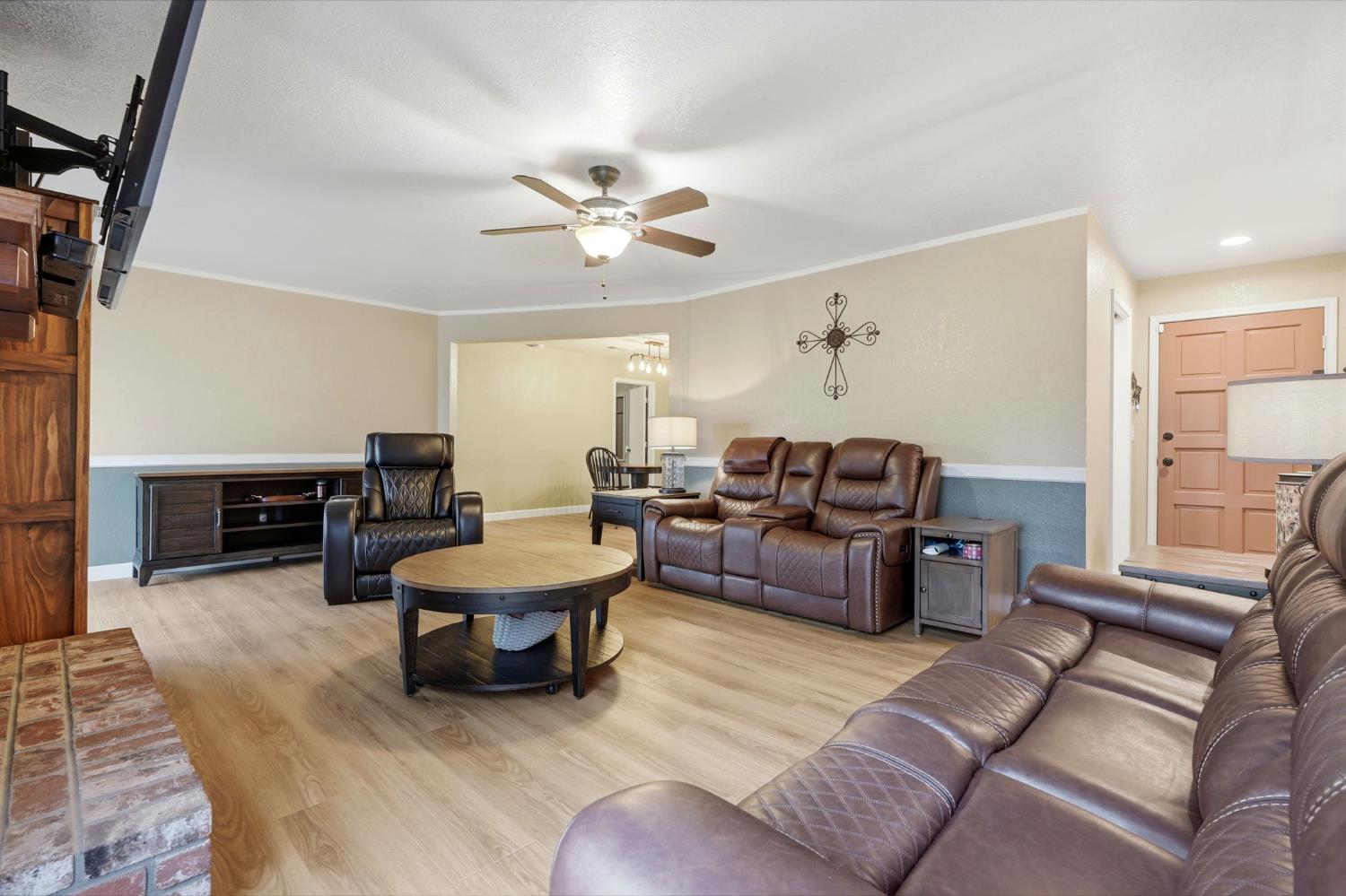 813 West Willow Street Exeter, CA 93221 - Photo 11 of 42