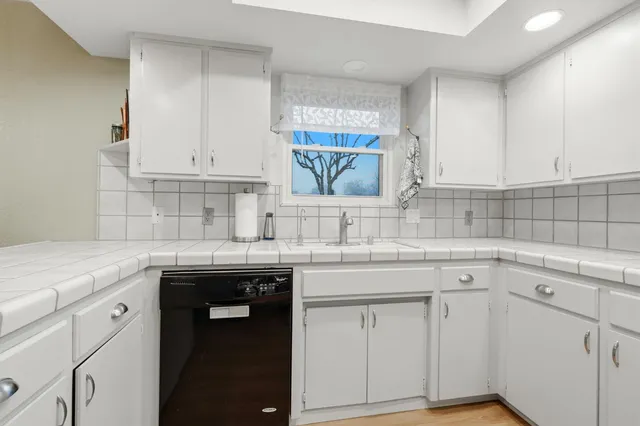 $395,000 | 813 West Willow Street, Exeter, CA 93221