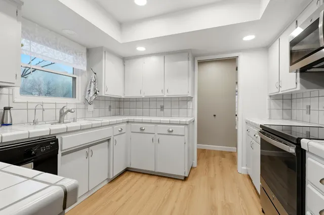 $395,000 | 813 West Willow Street, Exeter, CA 93221