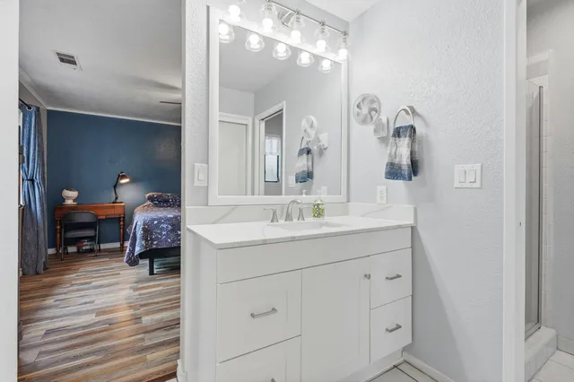 $395,000 | 813 West Willow Street, Exeter, CA 93221