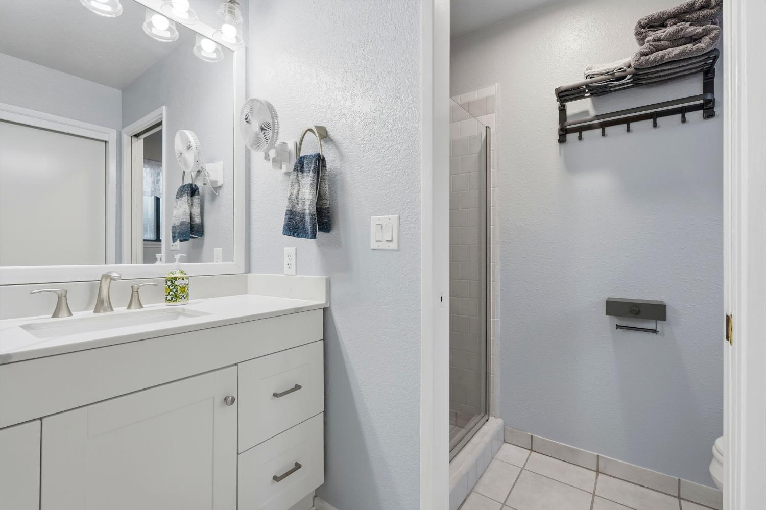 813 West Willow Street Exeter, CA 93221 - Photo 35 of 42